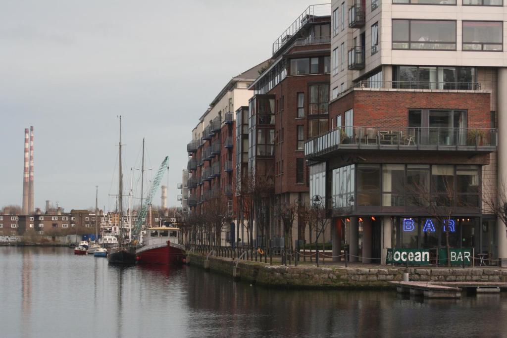 Dublin Barge Hire Hotell Eksteriør bilde